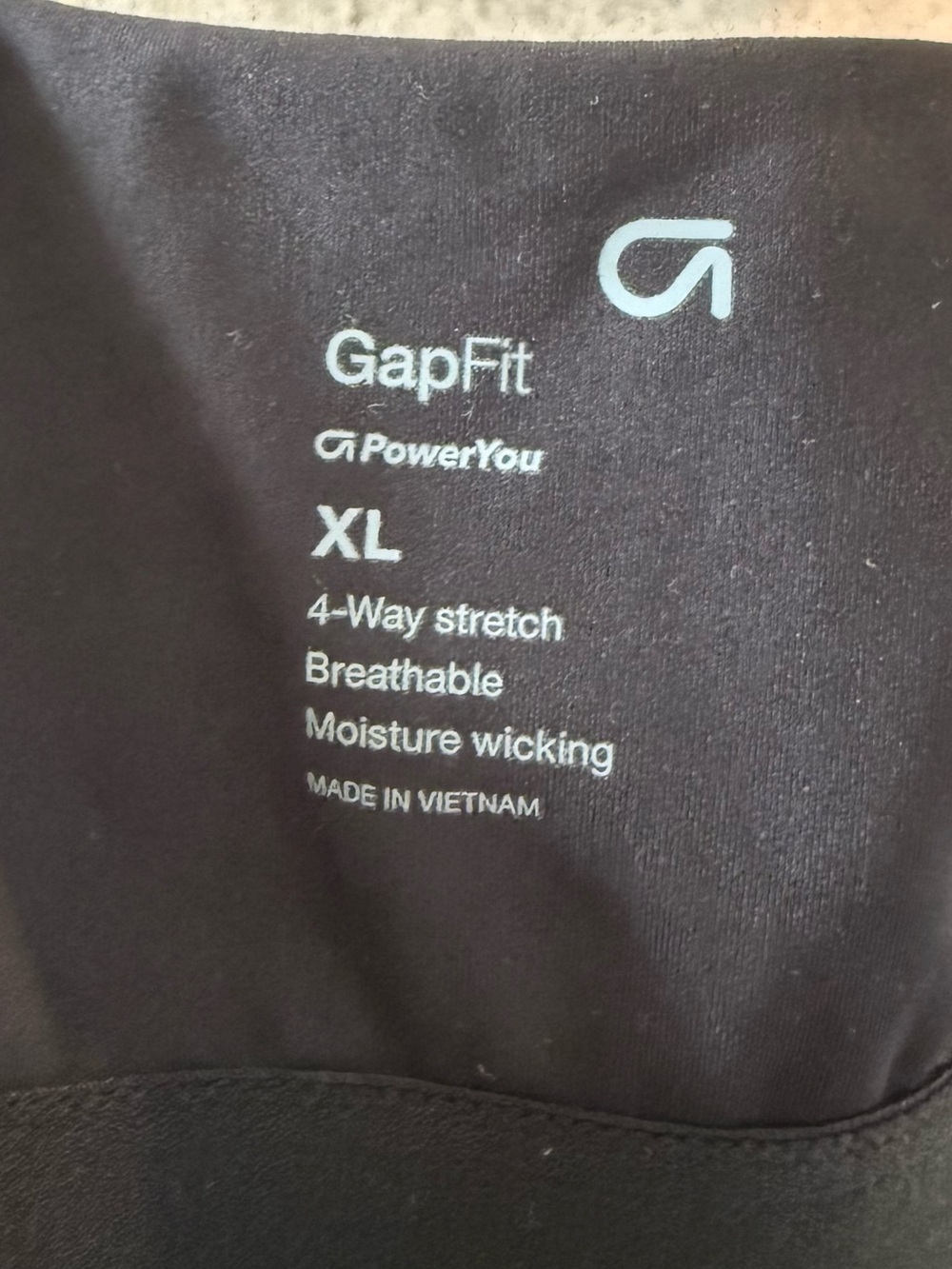 GapFit Athletic Dress - Picture 4 of 4